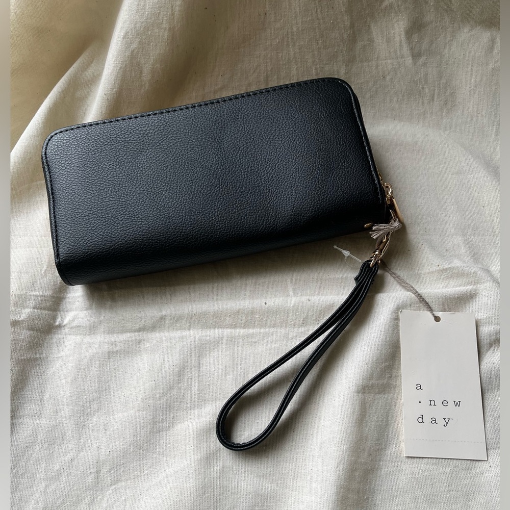 Target * a new day * brand black double zip wallet wristlet clutch